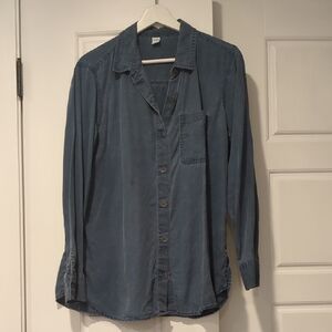 Old Navy Denim Chambray Blue Button-Down Shirt
